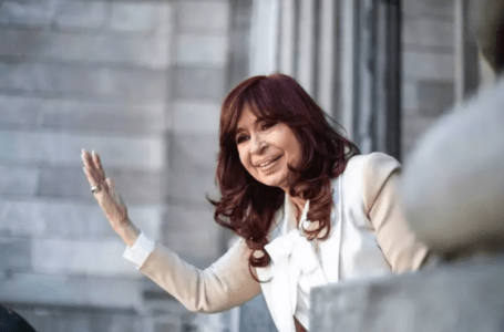Brasileiro é preso após apontar arma para Cristina Kirchner