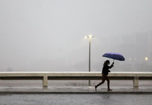 DF já começa a ter chuva após mais de 130 dias de seca