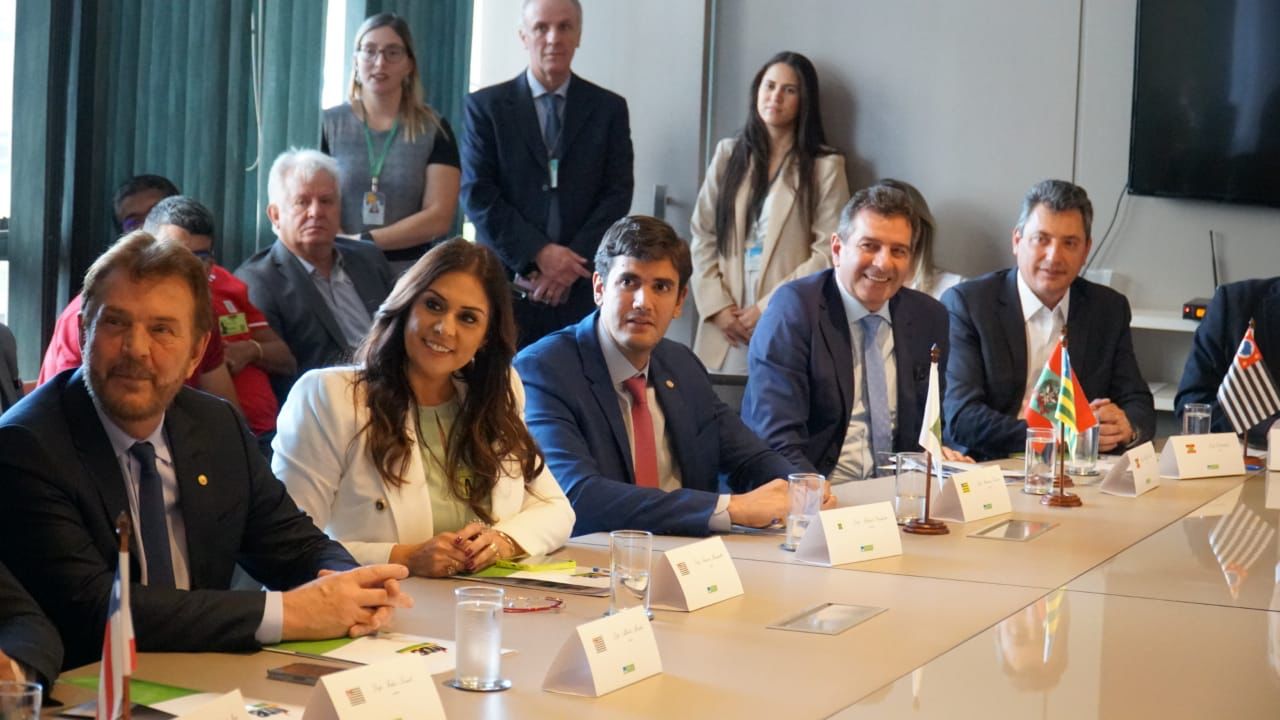 Rafael Prudente participa de reunião com Deputados Federais eleitos do MDB