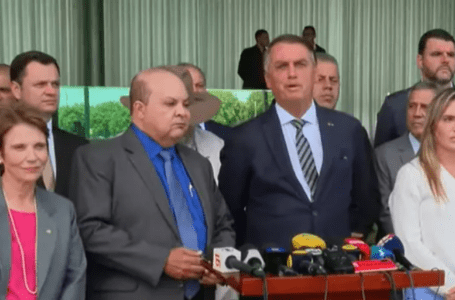 Ibaneis Rocha, governador do DF, declara apoio a Bolsonaro