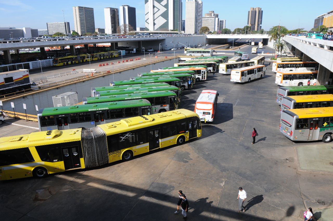 GDF autoriza transporte gratuito durante eleições no domingo (30)