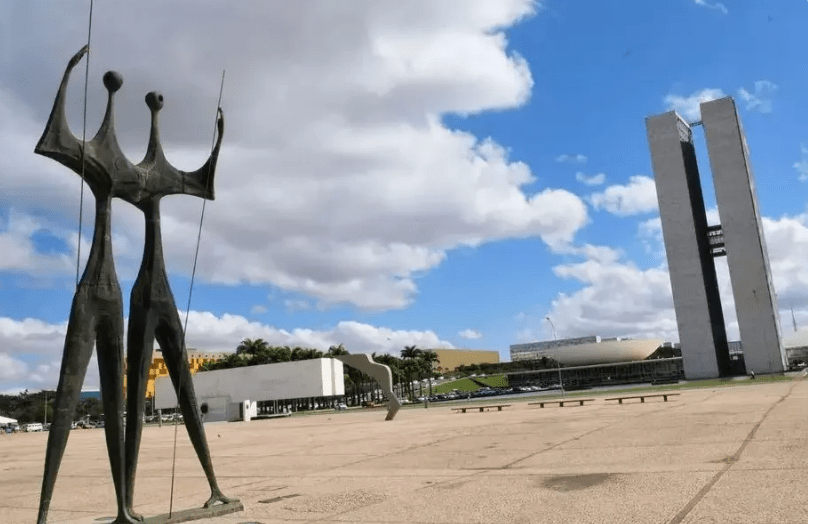 Limite de público na posse na Praça dos Três Poderes pode subir para 40 mil