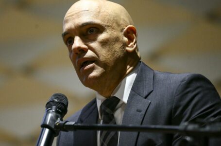 Alexandre de Moraes nega suspensão da posse de 11 deputados eleitos