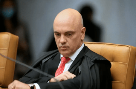 Moraes nega pedido de devolução de passaporte para Bolsonaro