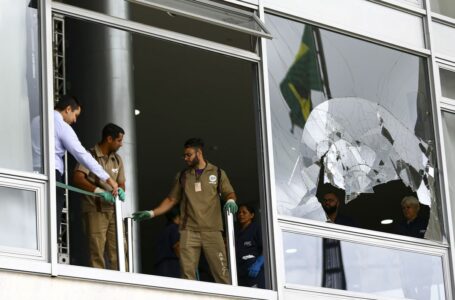 Justiça bloqueia R$ 6,5 milhões de acusados de financiar ataques