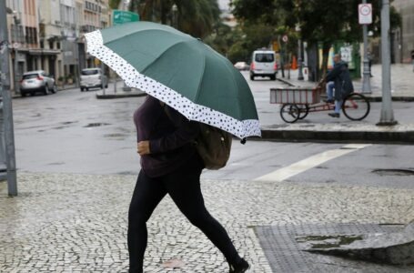 Centro-sul do país terá chuvas intensas e frio no feriadão de carnaval