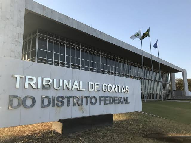 NOTA À IMPRENSA | TCDF manifesta apoio ao conselheiro Paulo Tadeu