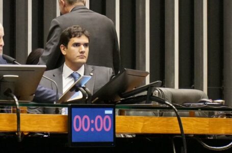 Rafael Prudente pede aos ministros que revejam decisão de Alexandre de Moraes