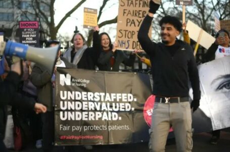 Reino Unido tem dia de greve para exigir aumento de salários