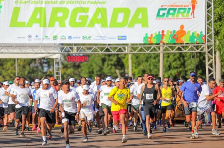 Mais de 200 pessoas participam da 6ª Corrida do Gari neste domingo (21)