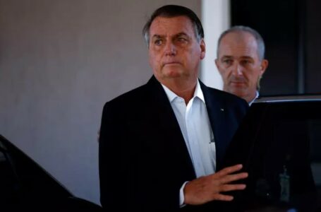 Processos de Bolsonaro no Brasil e no exterior: veja o que pode acontecer com ex-presidente