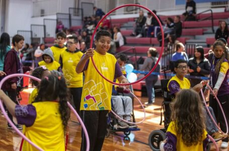 Festival leva esportes paralímpicos a crianças com e sem deficiência