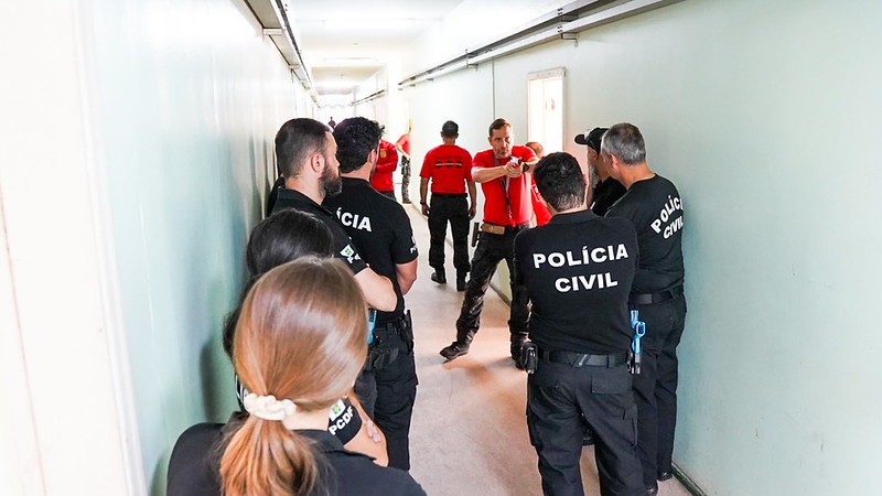 Policiais civis são capacitados para intervenções emergenciais em escolas