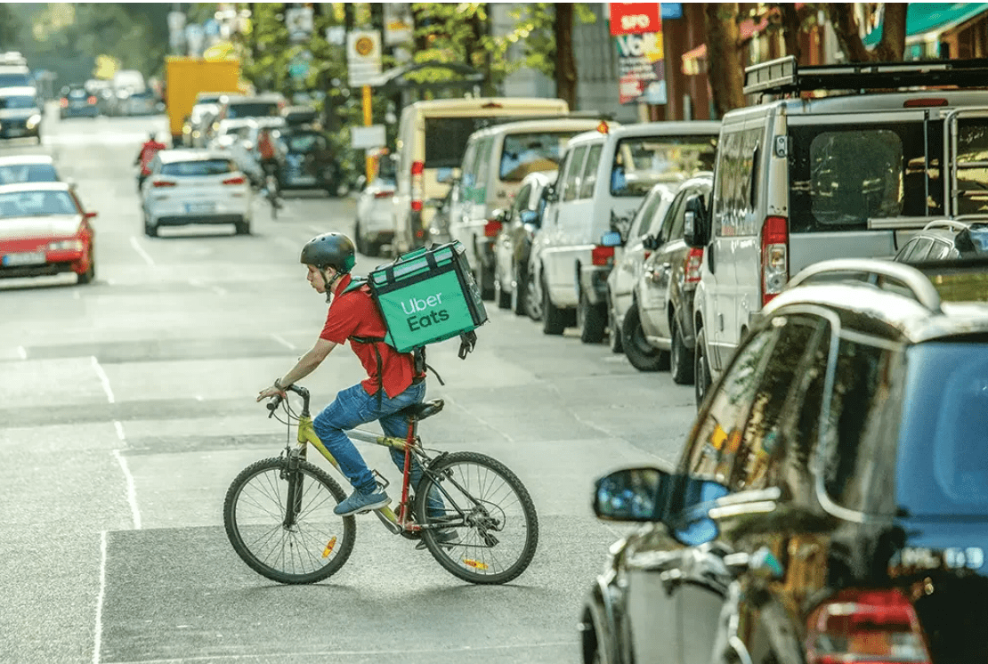 Regulação dos apps: empresas entregam proposta para remuneração mínima a entregadores e motoristas