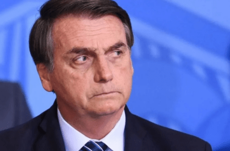 Defesa de Bolsonaro entrega extratos bancários ao STF