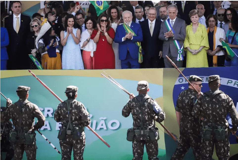 Desfile do 7 de setembro em Brasília tem clima tranquilo, sem protestos