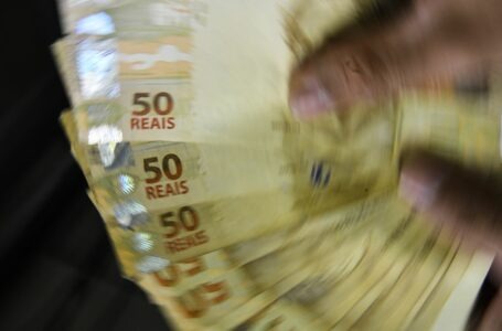 Economia Governo prevê recuperar R$ 46 bilhões inscritos na dívida ativa