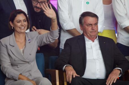 PL quer 3.000 candidatos a prefeito com Bolsonaro e Michelle como cabos eleitorais