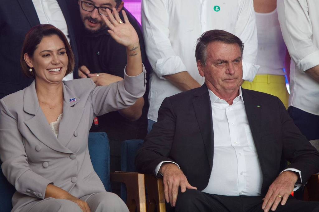 PL quer 3.000 candidatos a prefeito com Bolsonaro e Michelle como cabos eleitorais