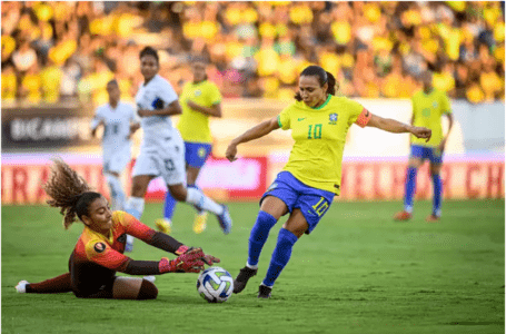Com gol de Marta, Seleção Brasileira feminina goleia Nicarágua em último amistoso do ano