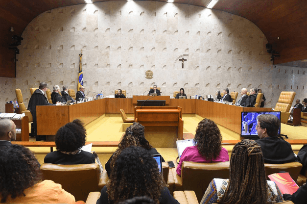 STF decide por unanimidade que Forças Armadas não são poder moderador