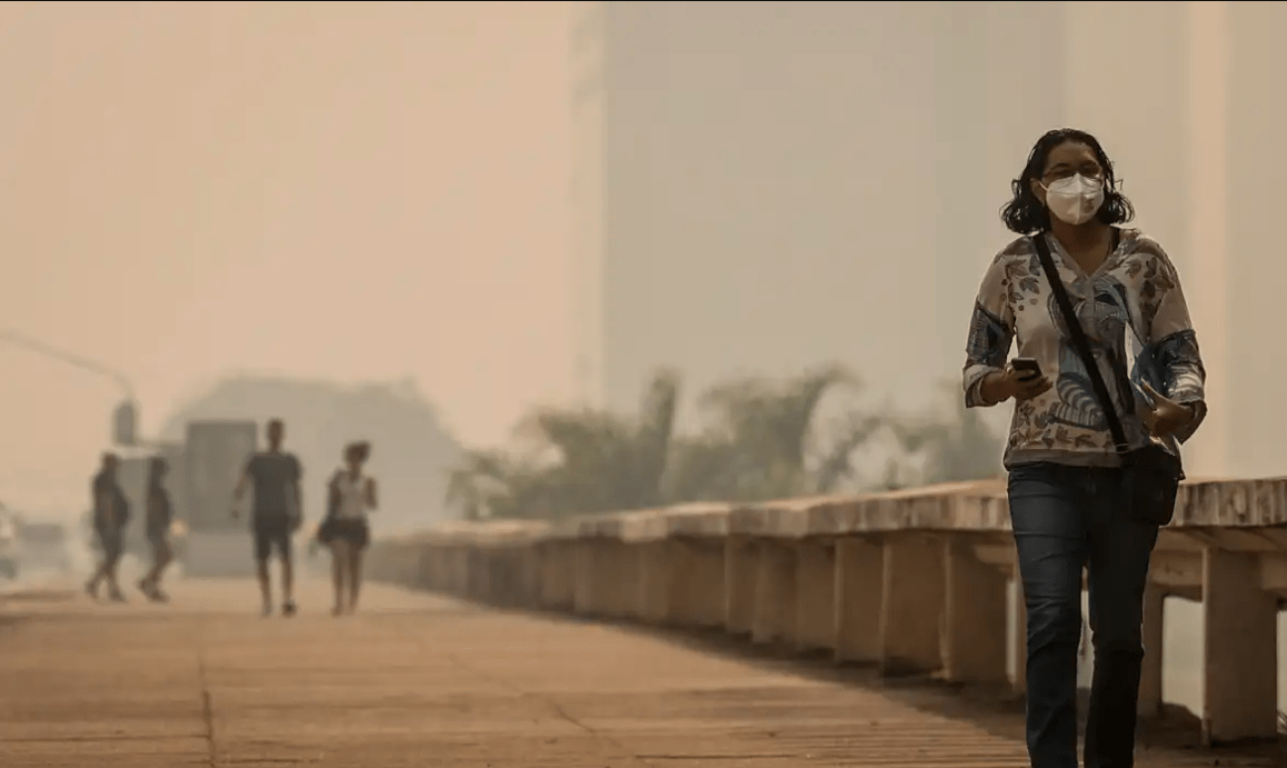 Brasília e outras capitais ficam encobertas por fumaça de queimadas