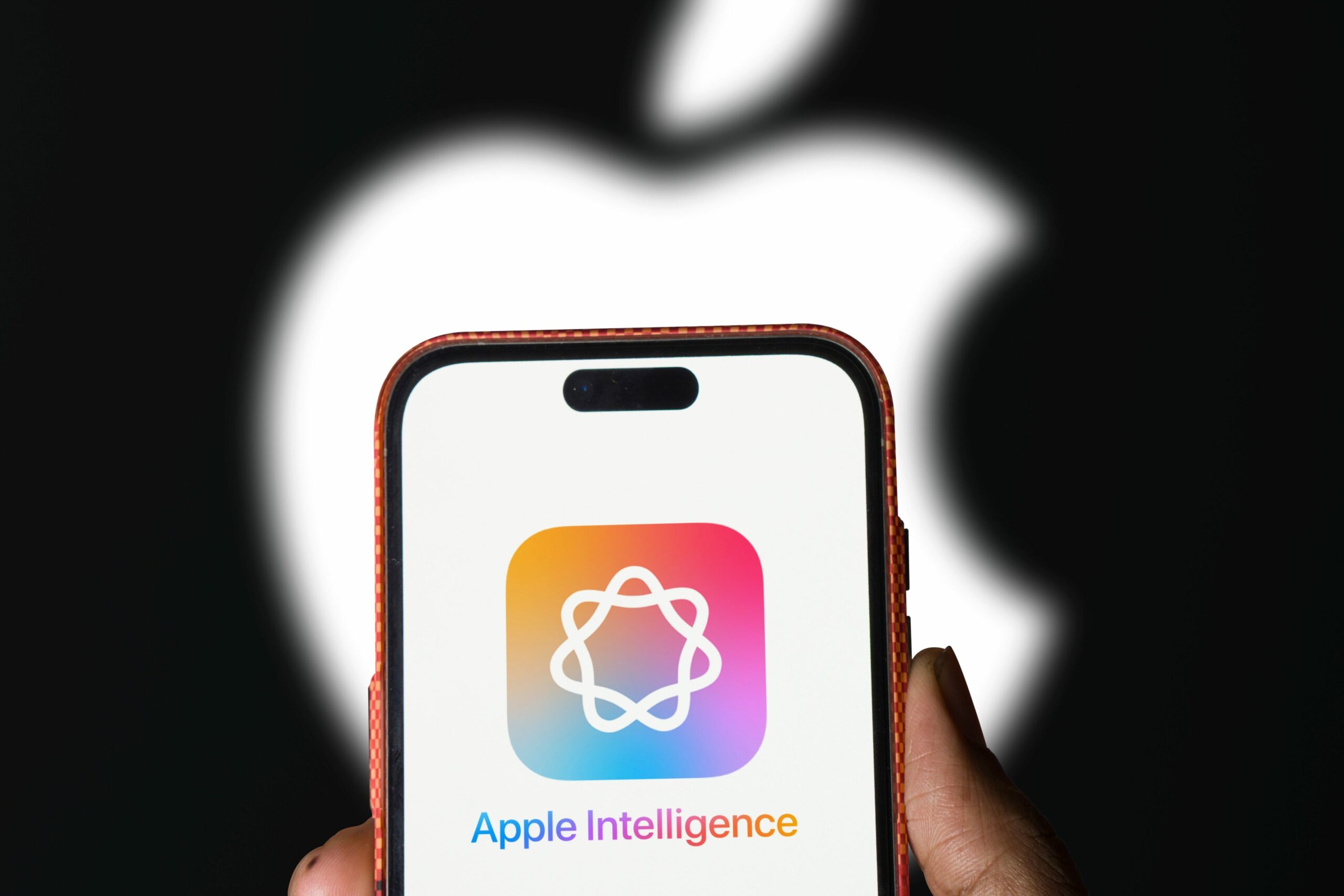 Apple Intelligence chega oficialmente nesta segunda ao iPhone; veja como instalar