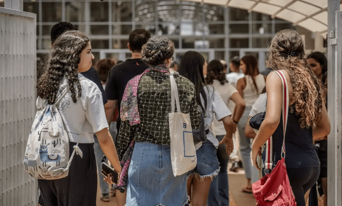 Saiba quais documentos são aceitos para participar do Enem em novembro