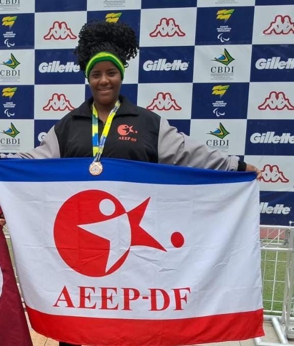 Vitória Alves brilha no Campeonato Brasileiro de Atletismo da CBDI 2025 com três medalhas