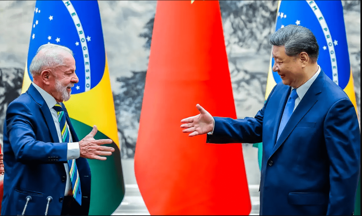Brasil e China fazem declarações conjuntas sobre temas globais