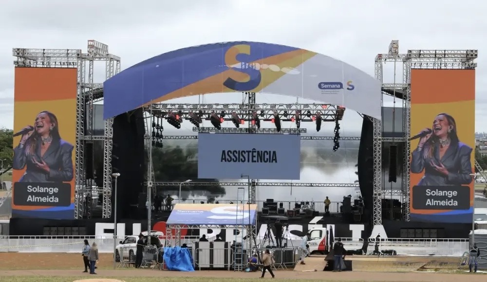 Festa na Torre de TV: conectando pessoas e serviços na Semana S