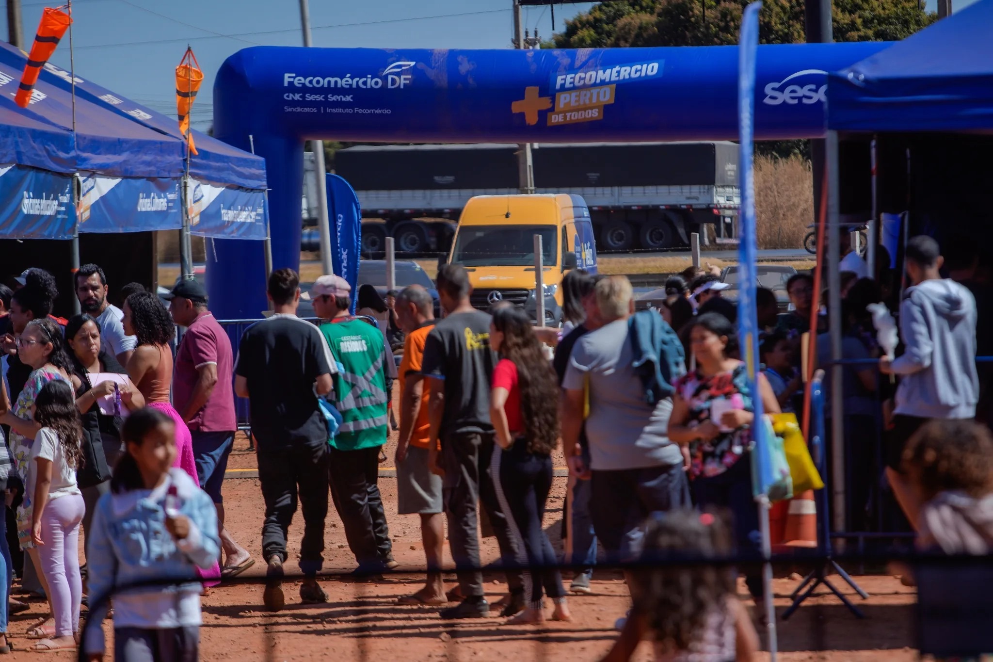 Fecomércio Mais Perto de Todos leva serviços gratuitos à comunidade de Planaltina
