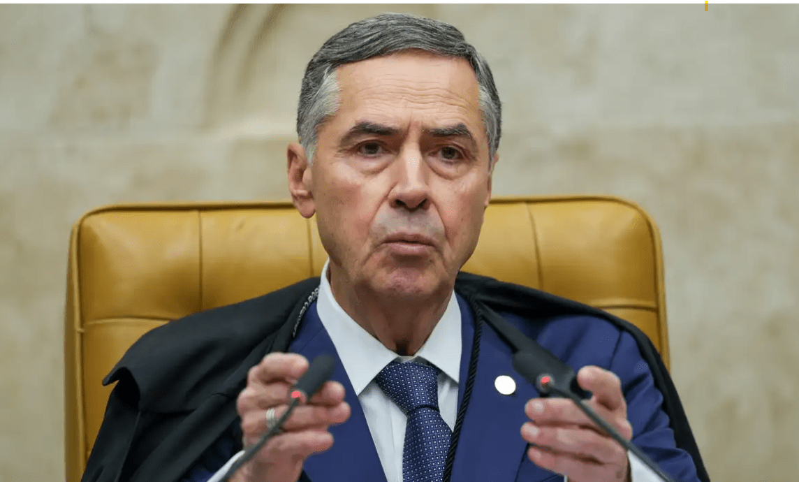 Barroso diz que regulação das redes se tornou imprescindível no país