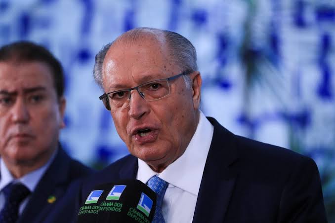 Alckmin: tarifaço de Trump afeta 3,3% das exportações brasileiras