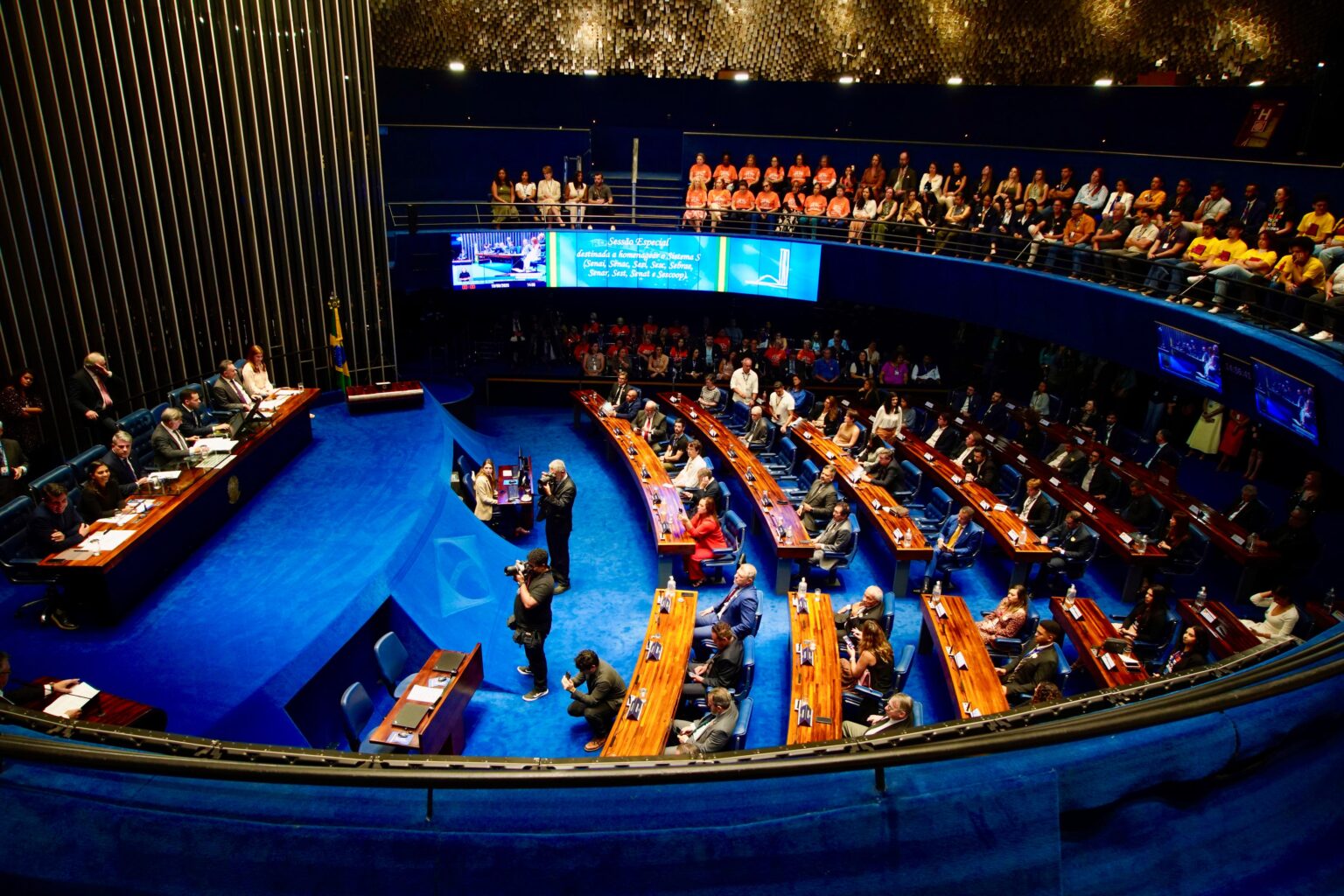 Senado realiza sessão especial em homenagem ao Sistema S