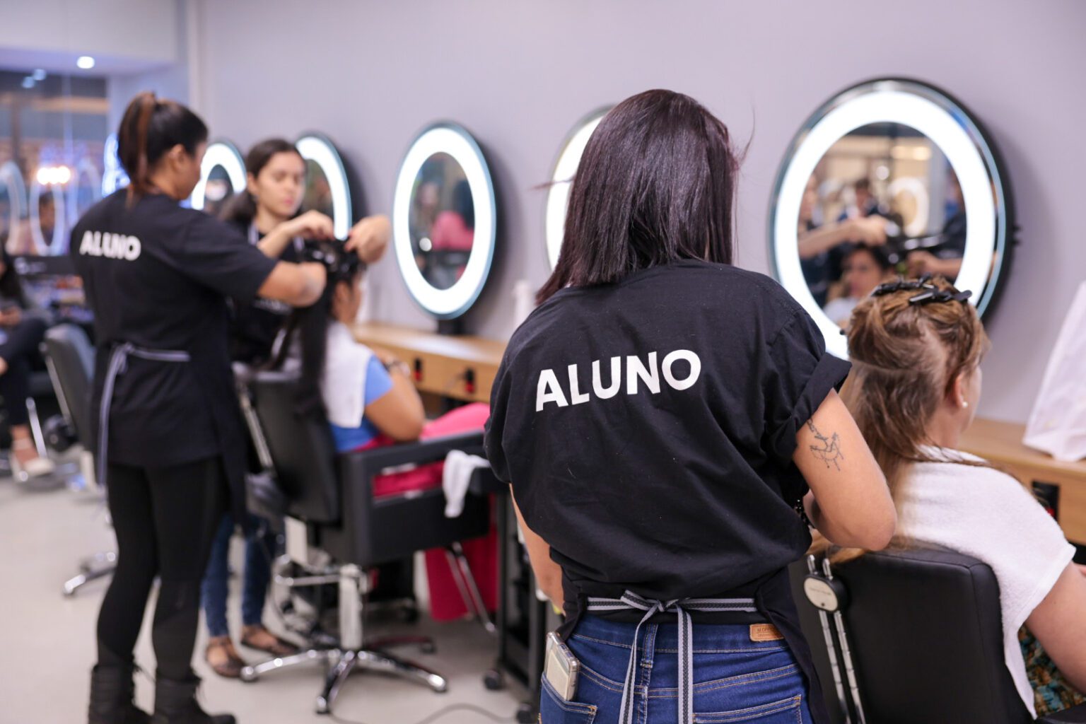 Pacote “Loiro dos Sonhos” é a nova aposta do Salão-Escola Senac Geração Pro para revitalizar cabelos loiros