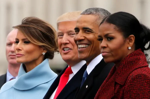 “Espetáculo de circo”, diz Obama sobre vídeo racista postado por Trump