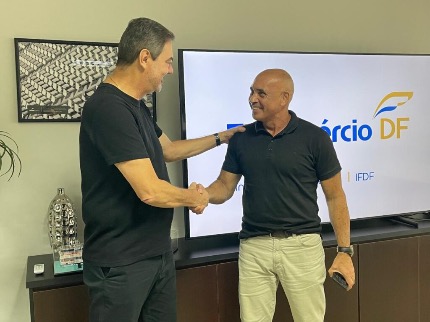 Fecomércio-DF reforça diálogo institucional com CLDF e defende solidez do BRB
