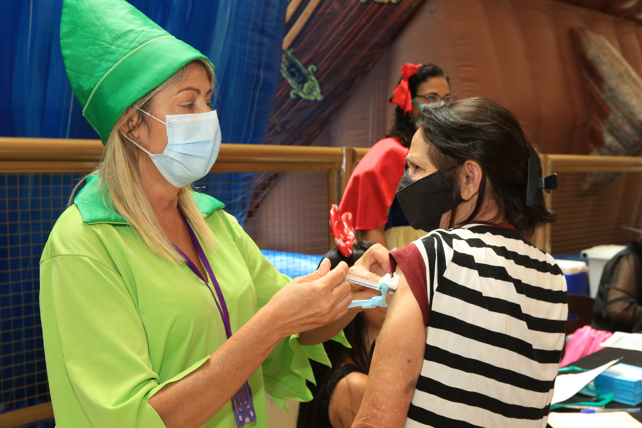 Sábado de carnaval terá 48 locais de vacinação no DF