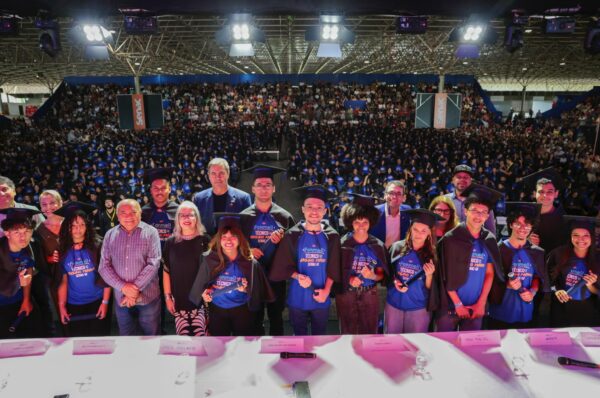 Senac-DF e Secretaria de Educação formam 1.500 estudantes no curso Técnico no Ensino Médio