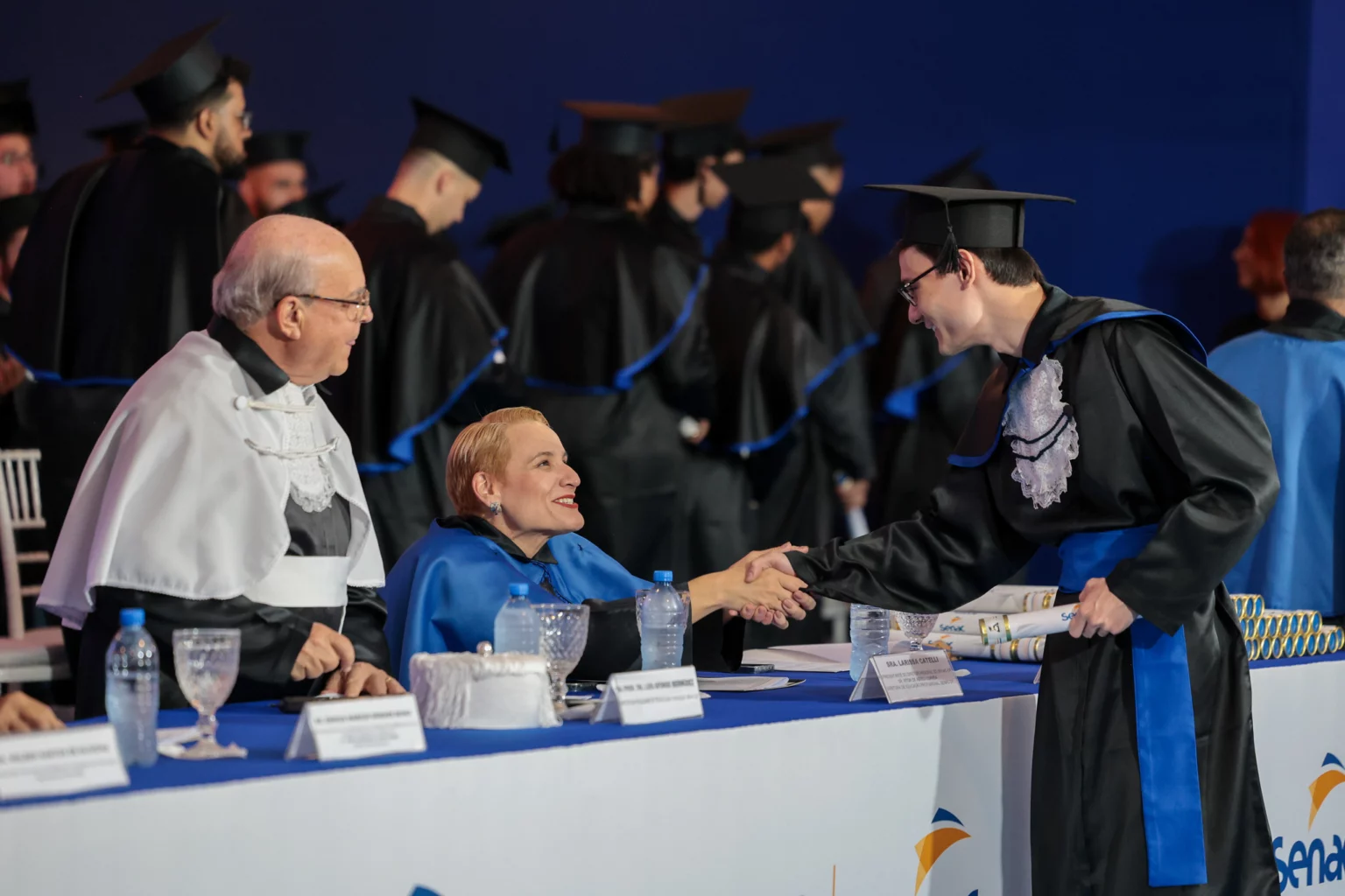 Faculdade Senac celebra formatura de 205 alunos em cerimônia emocionante no Clube do Exército