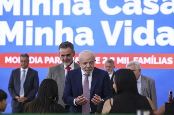 Governo federal entrega 2,2 mil moradias do Minha Casa, Minha Vida