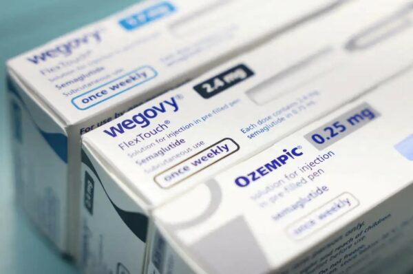 Anvisa vai aumentar fiscalização de canetas emagrecedoras manipuladas