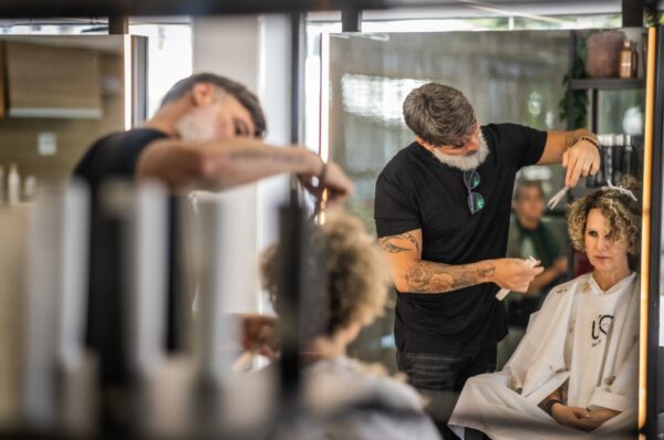 Serviços avançam no DF em fevereiro e superam média nacional