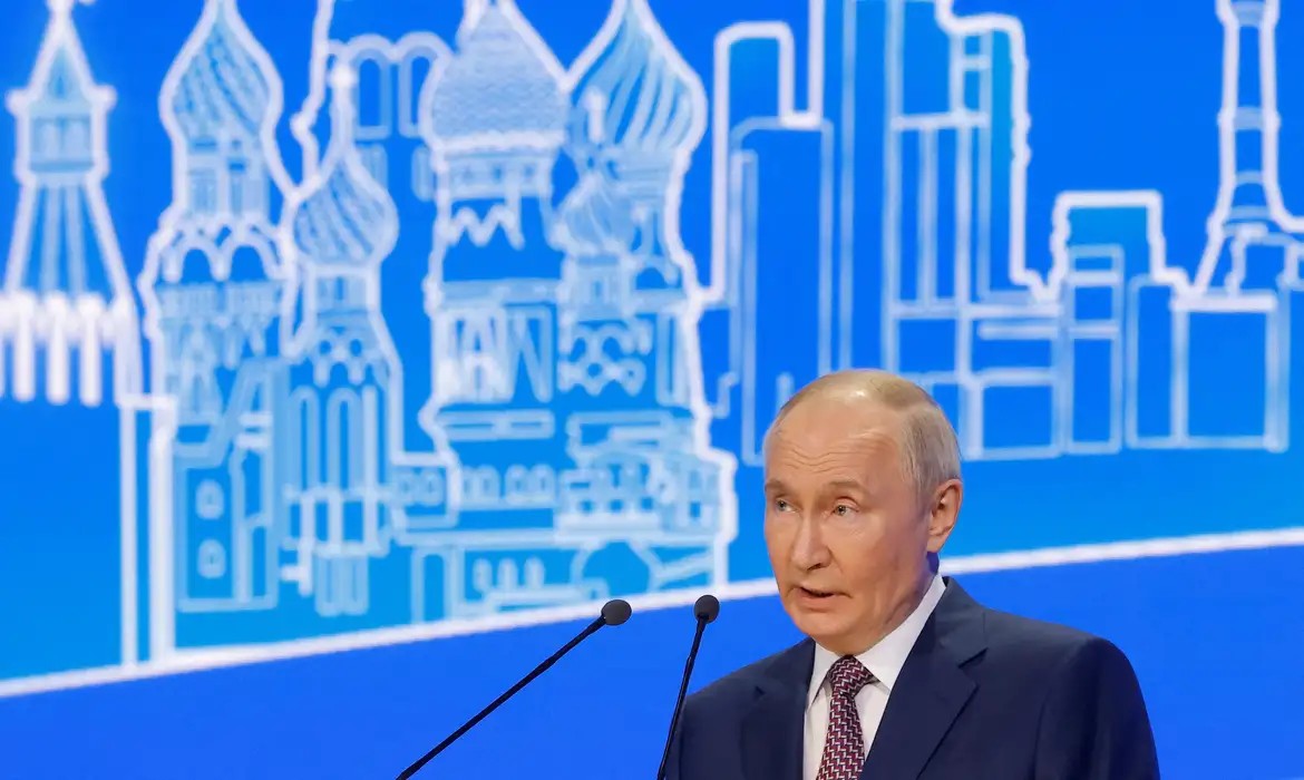 Putin declara cessar-fogo com Ucrânia em 8 e 9 de maio