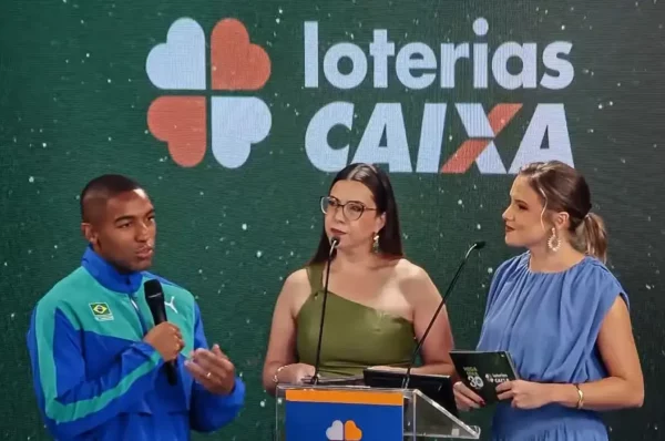 Confira dezenas sorteadas na Mega-Sena 30 anos neste domingo
