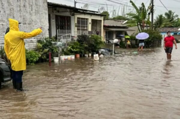 Chuvas em Pernambuco causam deslocamento de 9,4 mil pessoas