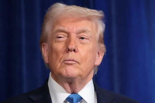 Sem artistas, Trump cogita comício em evento da independência dos EUA