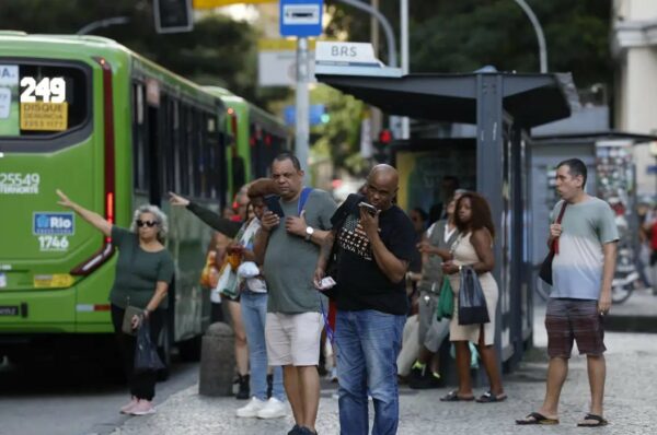 Lula sanciona lei do Marco Legal do Transporte Público Coletivo