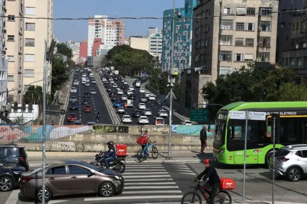 Entregador pode acessar crédito para moto e bicicleta a partir de hoje
